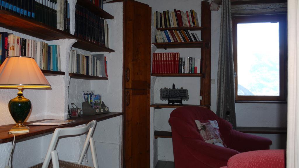 Les Means Bed and Breakfast Meolans-Revel Exteriör bild