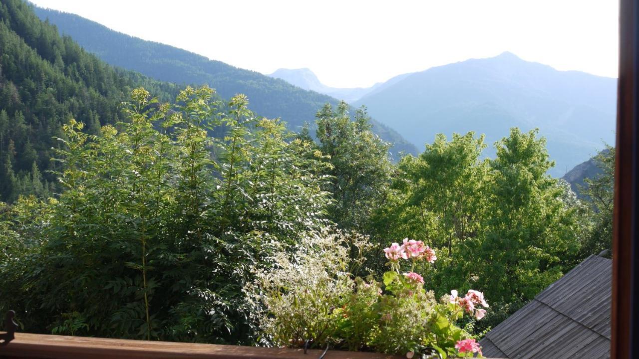 Les Means Bed and Breakfast Meolans-Revel Exteriör bild